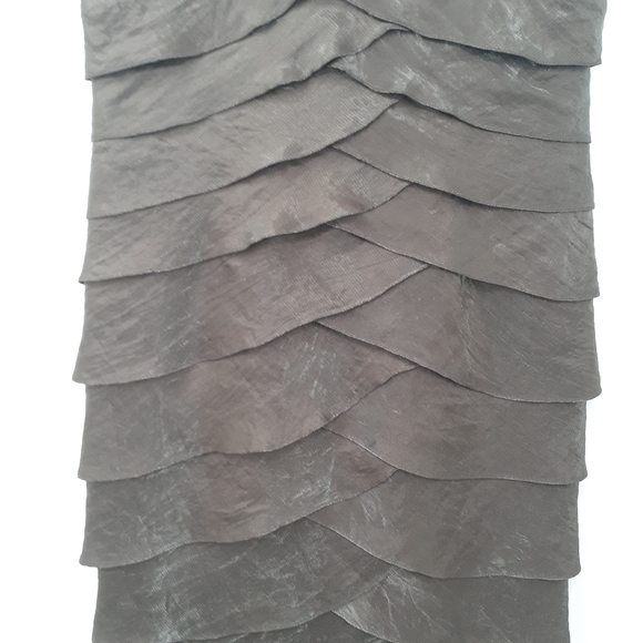 ADRIANNA PAPELL Shutter Pleat Dress NWOT - Picture 6 of 9